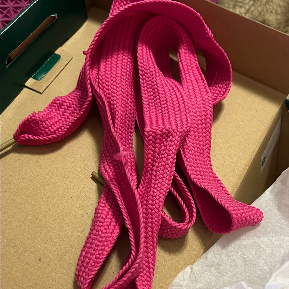 Women's Puma pink shoes - Picture 11 of 11